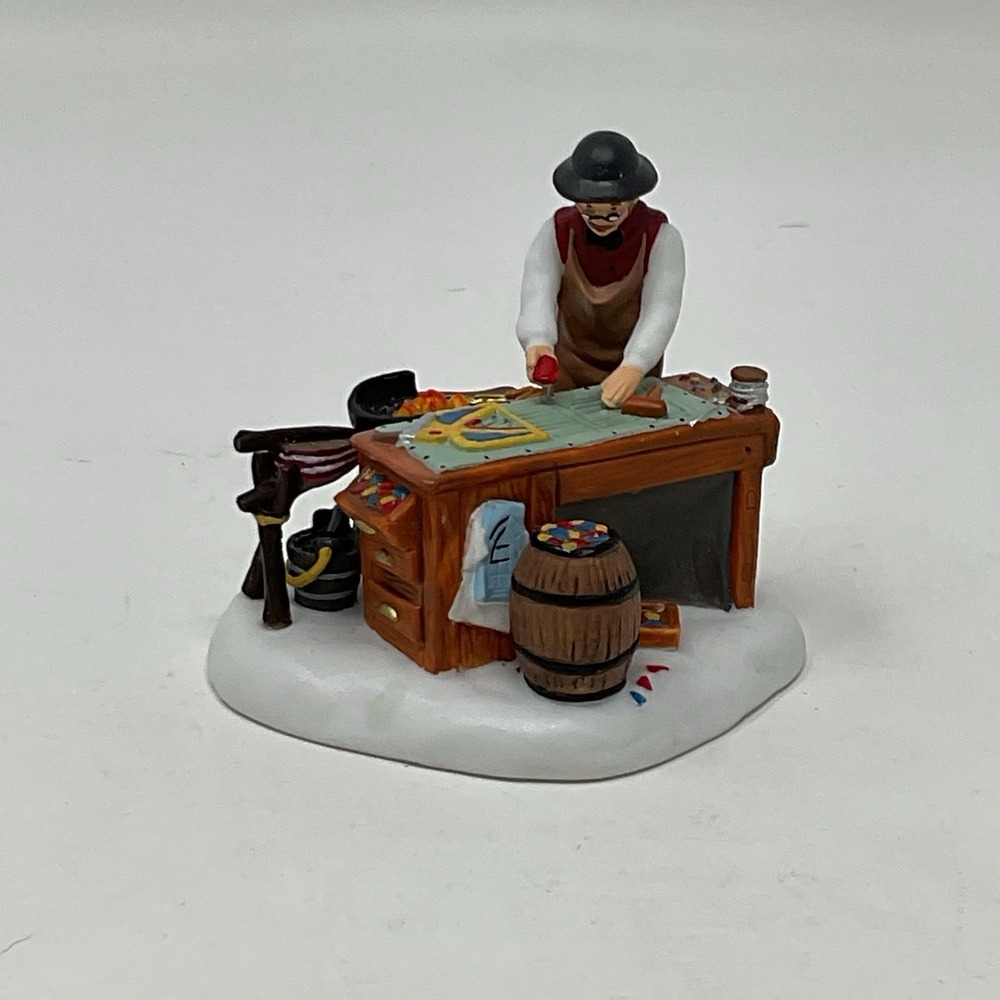 Dept 56 Dickens Village Heritage Stained Glass Artisan 56.58802 Christmas